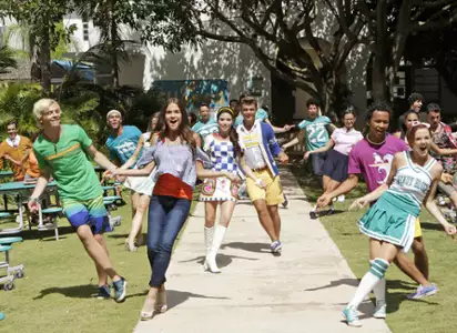 Teen Beach 2 - galeria zdjęć - filmweb