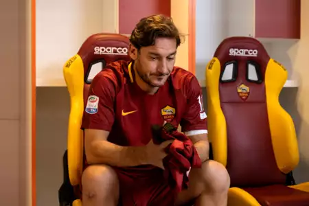 Kapitan. Francesco Totti - galeria zdjęć - filmweb