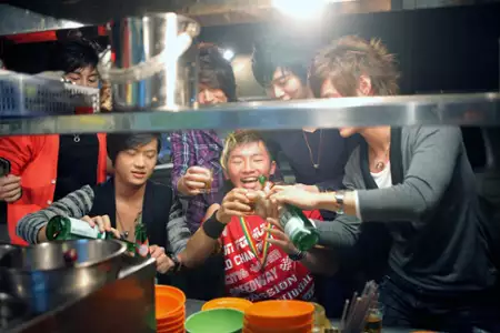Ji Pai Ying Xiong - galeria zdjęć - filmweb