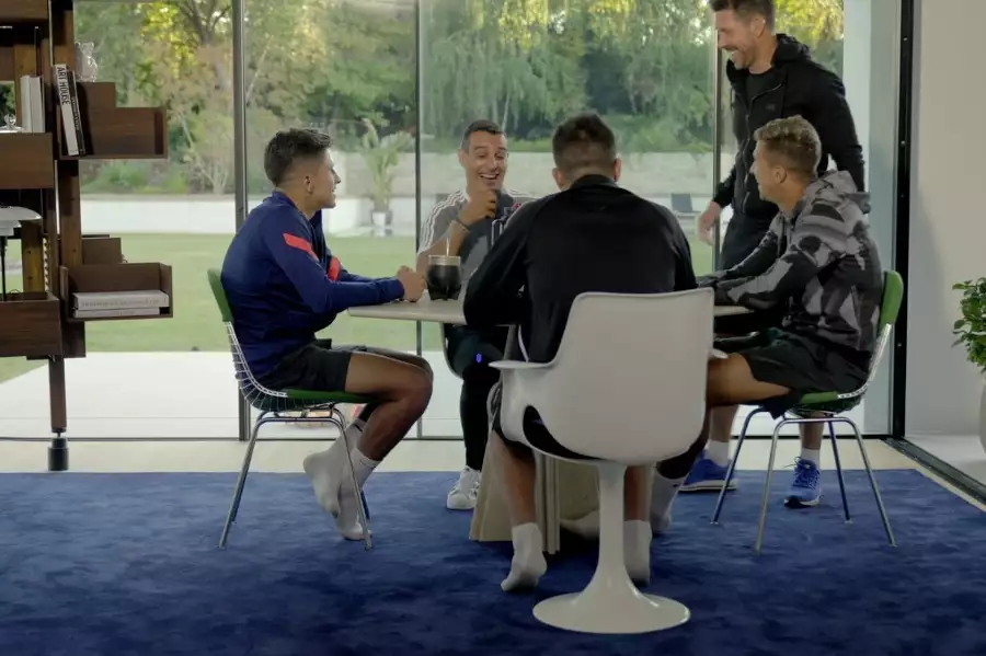 Simeone. Vivir partido a partido - galeria zdjęć - filmweb