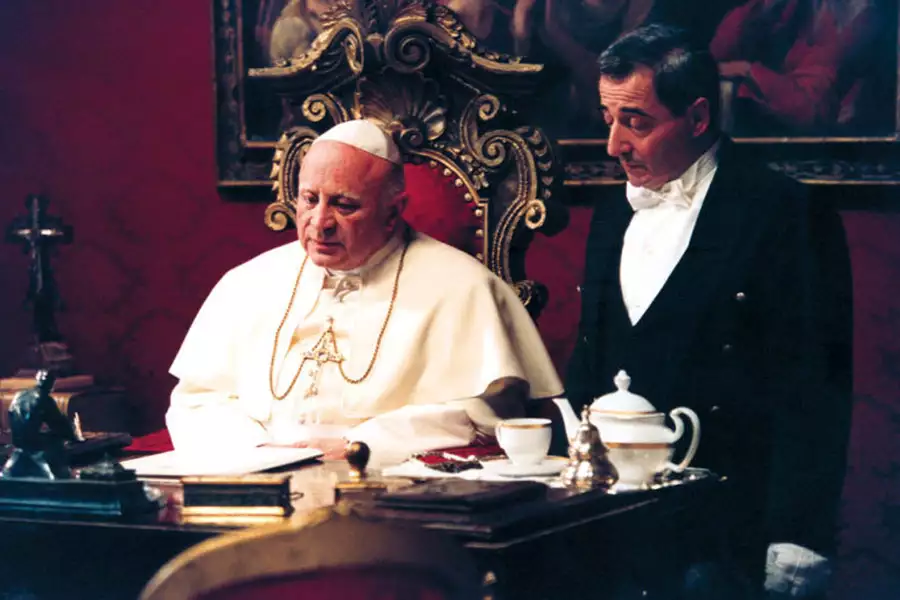Dobry papież - galeria zdjęć - filmweb