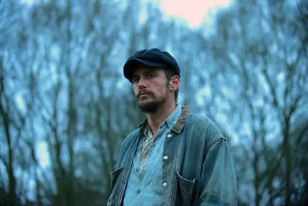 W niepewnym boju - galeria zdjęć - filmweb
