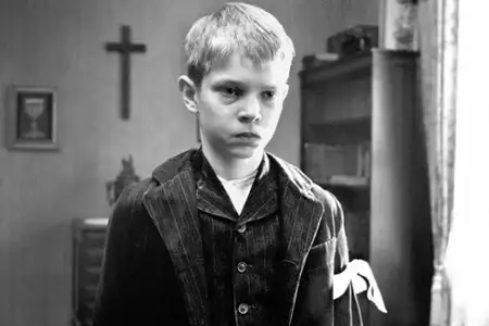 Biała wstążka - galeria zdjęć - filmweb
