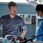 The Resident - galeria zdjęć - filmweb