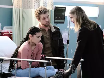 Rezydenci - galeria zdjęć - filmweb