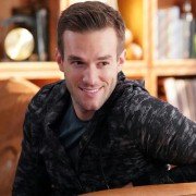 Champions - galeria zdjęć - filmweb