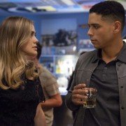 Valor - galeria zdjęć - filmweb