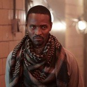 Valor - galeria zdjęć - filmweb