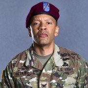 Valor - galeria zdjęć - filmweb