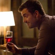 Instinct - galeria zdjęć - filmweb