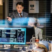 Instinct - galeria zdjęć - filmweb