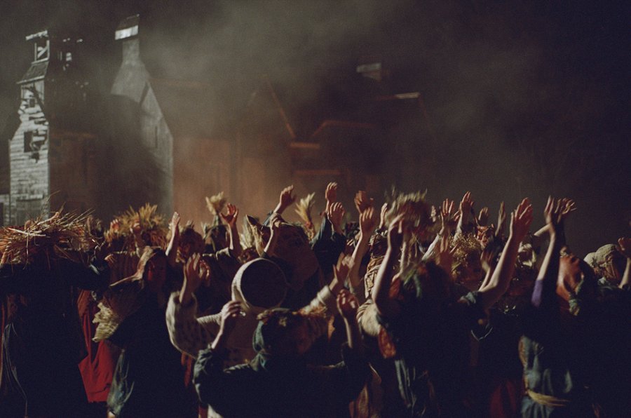 Łąki i dyby (recenzja filmu Harvest)