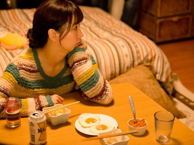 Sezon 1 Odcinek 2 Episode 2: Sangen-Jaya "Dream Life in Tokyo - The Beginning of a Survival"