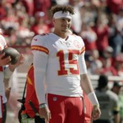 Quarterback - galeria zdjęć - filmweb