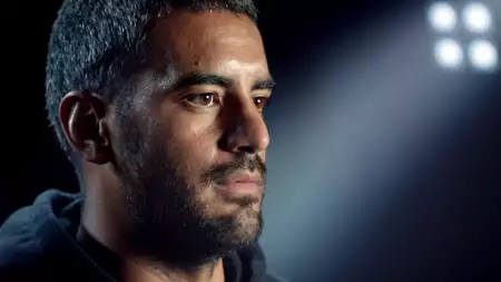 Quarterback - galeria zdjęć - filmweb