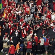 Quarterback - galeria zdjęć - filmweb