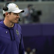 Quarterback - galeria zdjęć - filmweb