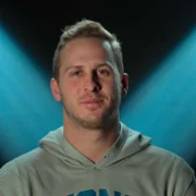 Quarterback - galeria zdjęć - filmweb