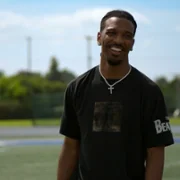 Quarterback - galeria zdjęć - filmweb