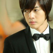 Jang-nan-seu-reon Ki-seu - galeria zdjęć - filmweb
