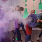 Niesamowite laboratorium Emily - galeria zdjęć - filmweb