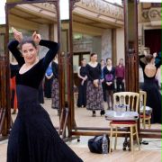 Hiszpańska nauczycielka tańca flamenco
