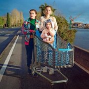 Młode - galeria zdjęć - filmweb