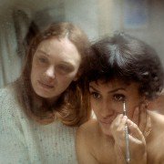 Paryż i dziewczyna - galeria zdjęć - filmweb
