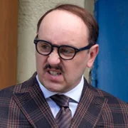 O psie, kt&oacute;ry jeździł koleją - galeria zdjęć - filmweb