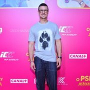 O psie, który jeździł koleją - galeria zdjęć - filmweb