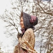 Emily - galeria zdjęć - filmweb
