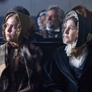 Emily - galeria zdjęć - filmweb
