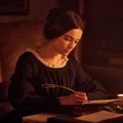 Emily - galeria zdjęć - filmweb