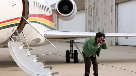 Mr. Throwback - galeria zdjęć - filmweb