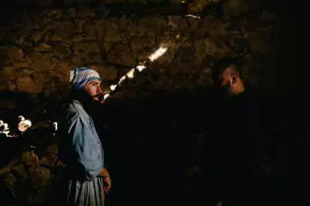 Wolni. Podróż do wnętrza - galeria zdjęć - filmweb