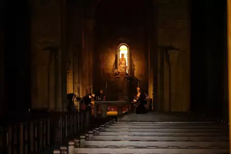 Wolni. Podróż do wnętrza - galeria zdjęć - filmweb