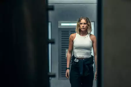 Poza jurysdykcją - galeria zdjęć - filmweb