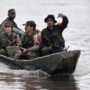 Operaci&oacute;n E - galeria zdjęć - filmweb