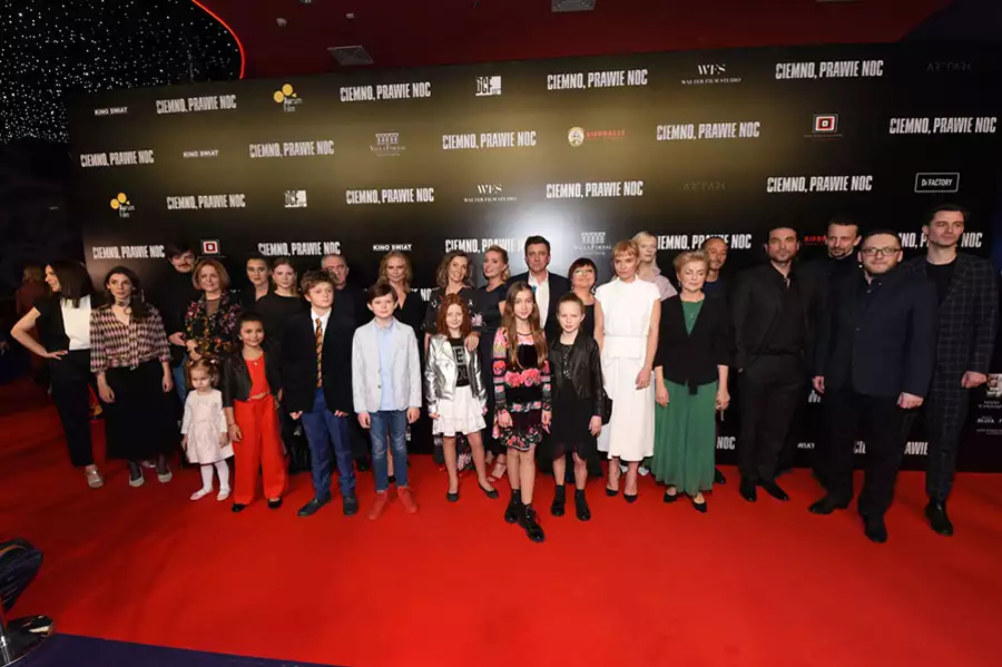 Ciemno, prawie noc - galeria zdjęć - filmweb
