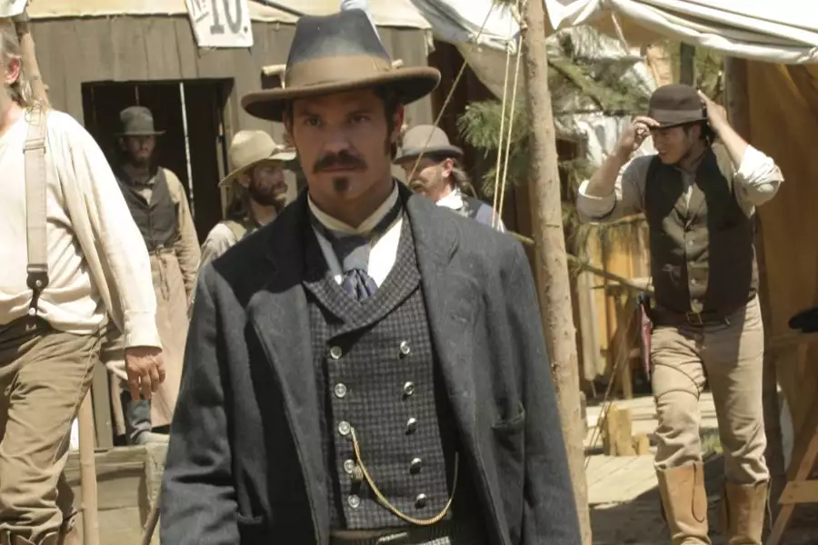 Deadwood - galeria zdjęć - filmweb