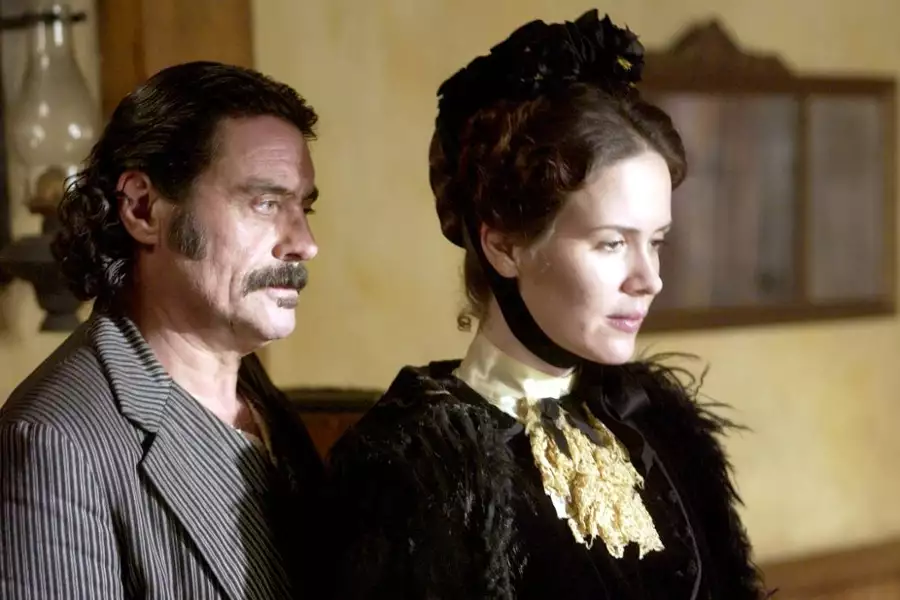 Deadwood - galeria zdjęć - filmweb
