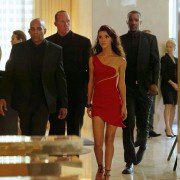 Incorporated - galeria zdjęć - filmweb