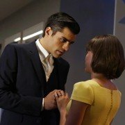 Incorporated - galeria zdjęć - filmweb