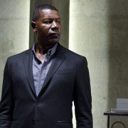 Incorporated - galeria zdjęć - filmweb