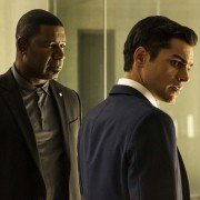 Incorporated - galeria zdjęć - filmweb