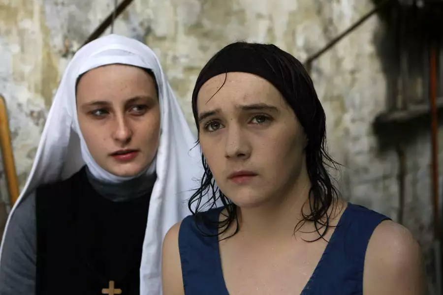 Wierząca - galeria zdjęć - filmweb