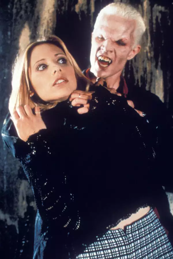 Buffy: Postrach wampirów - galeria zdjęć - filmweb