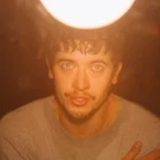 W ukryciu - galeria zdjęć - filmweb