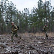 Lone Target - galeria zdjęć - filmweb