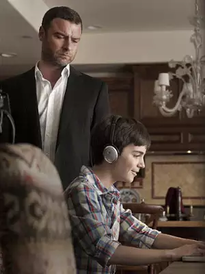Ray Donovan - galeria zdjęć - filmweb